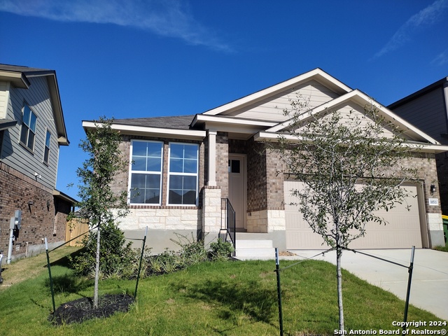 10511 Briceway Bay Property Photo 2