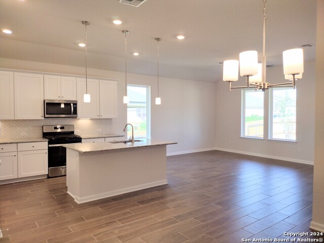 10511 Briceway Bay Property Photo 8