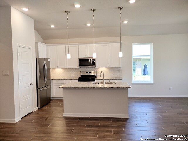 10511 Briceway Bay Property Photo 9