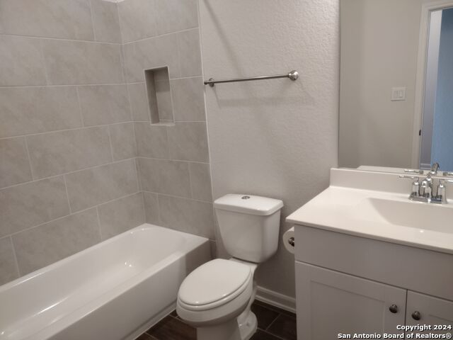 10511 Briceway Bay Property Photo 20