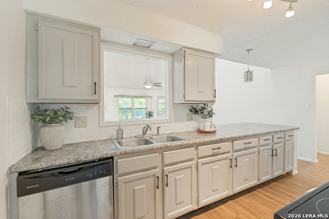 3513 Cliffside Drive Property Photo 6