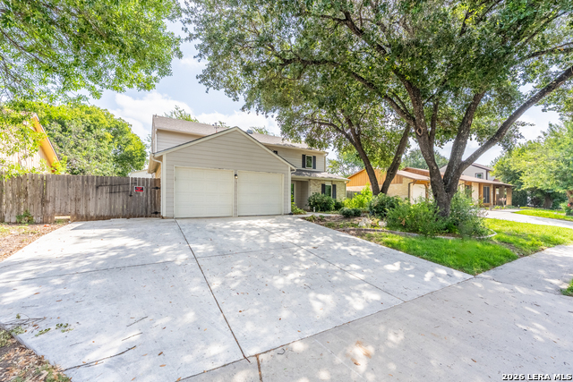 6807 Timberhill Property Photo 1
