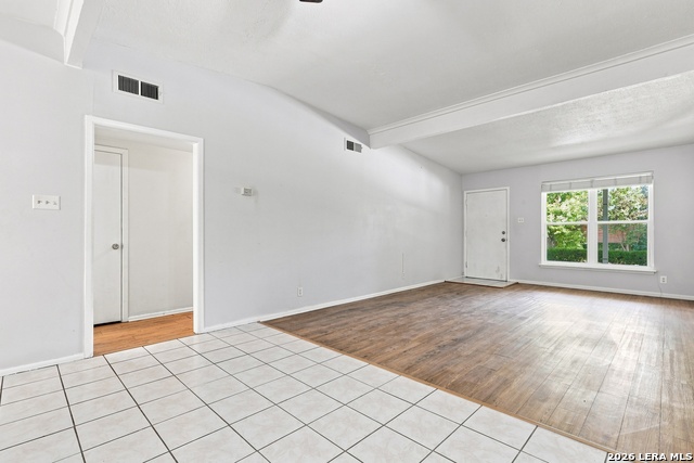 3220 Urban Crest Dr Property Photo 6