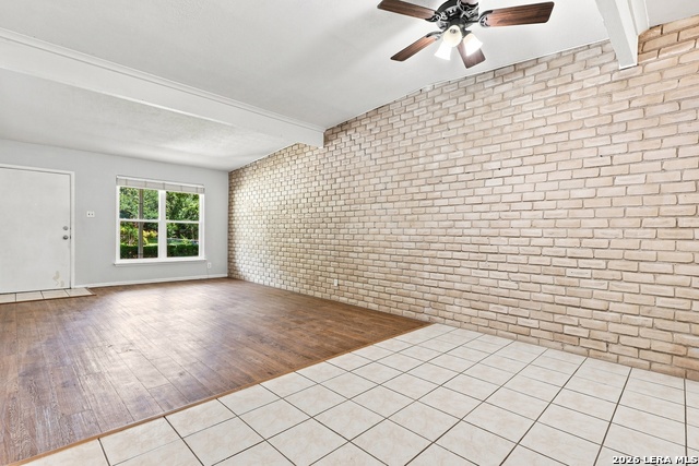 3220 Urban Crest Dr Property Photo 7