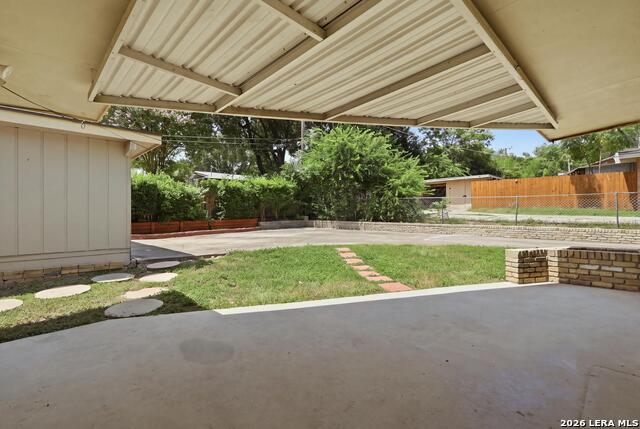 3220 Urban Crest Dr Property Photo 25