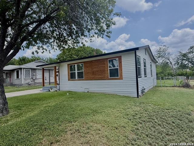 1026 Nw 36th Property Photo 5