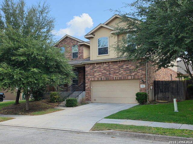 226 Grove Pl Property Photo 1