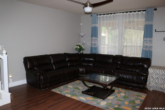 13607 Riverbank Pass Property Photo 7
