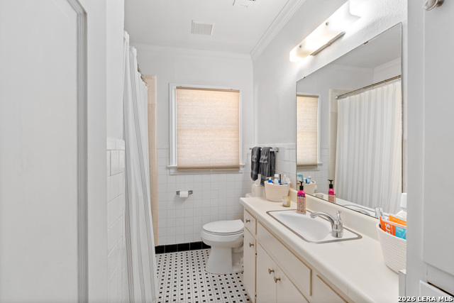 608 E Mulberry Property Photo 27