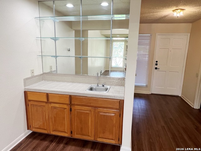 304 Thetford Property Photo 18