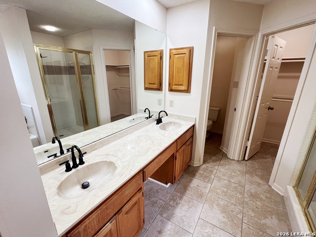 304 Thetford Property Photo 24