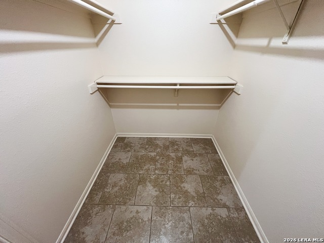 304 Thetford Property Photo 28