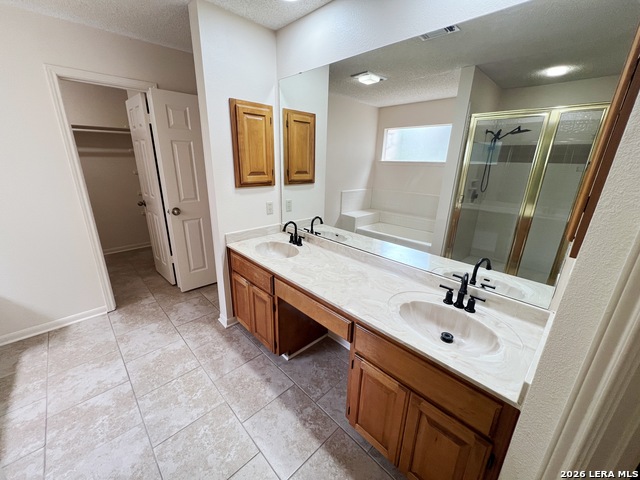 304 Thetford Property Photo 31