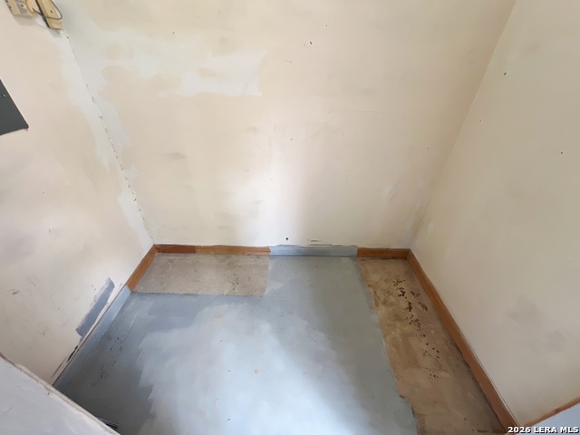 304 Thetford Property Photo 45