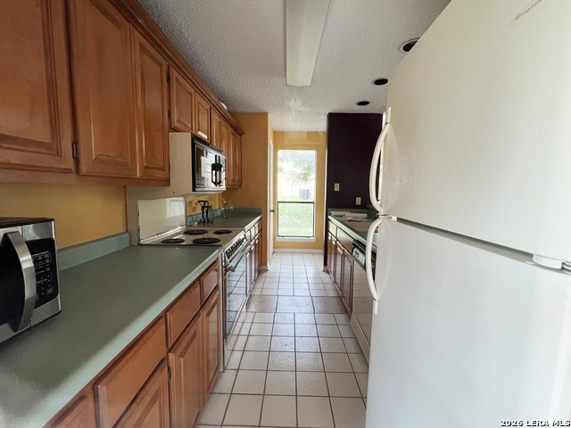 304 Thetford Property Photo 49