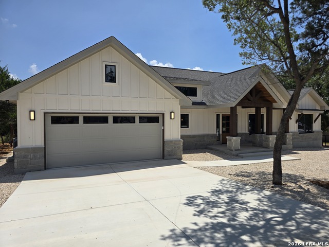 1247 Marlys Ave Property Photo 2