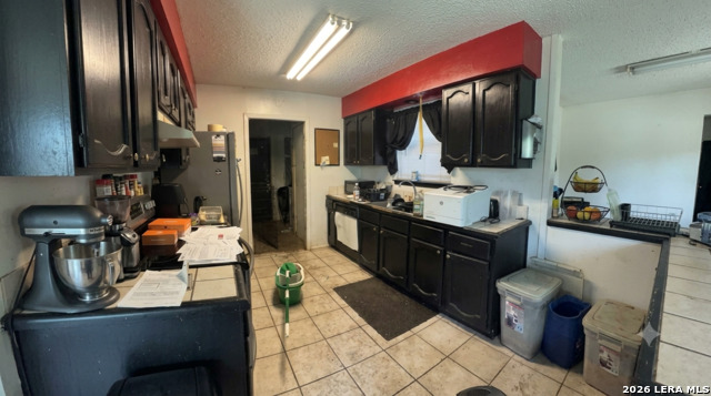 6742 Ambling St Property Photo 4