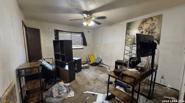 6742 Ambling St Property Photo 9