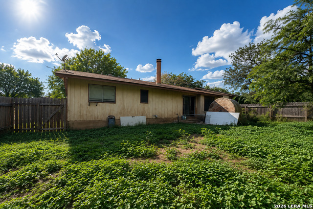 6742 Ambling St Property Photo 10