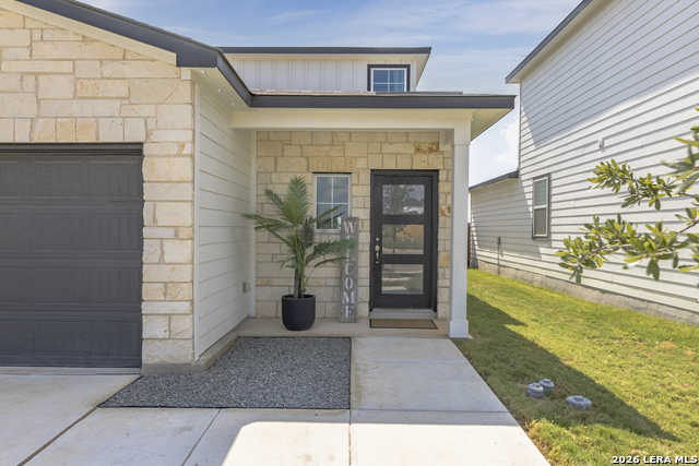 10919 Apple Dumpling Grv Property Photo 3