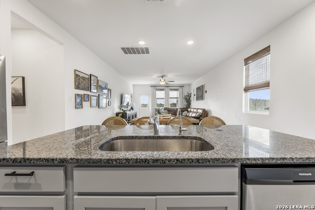 10919 Apple Dumpling Grv Property Photo 9