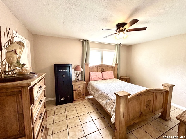 1015 E Randall Property Photo 26