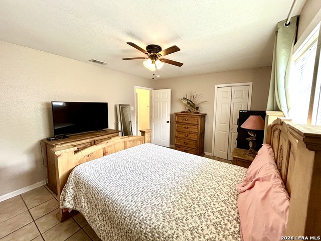 1015 E Randall Property Photo 28