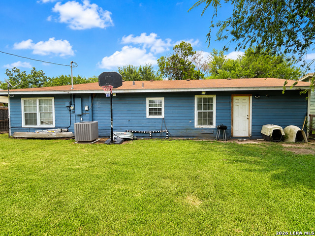 1015 E Randall Property Photo 32