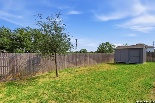 426 Axis Property Photo 26