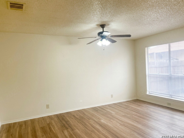 8873 Meadow Trace St Property Photo 5