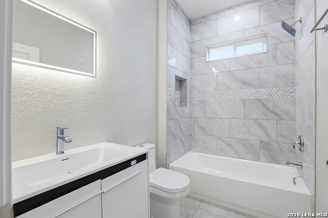 163 Remington Property Photo 6