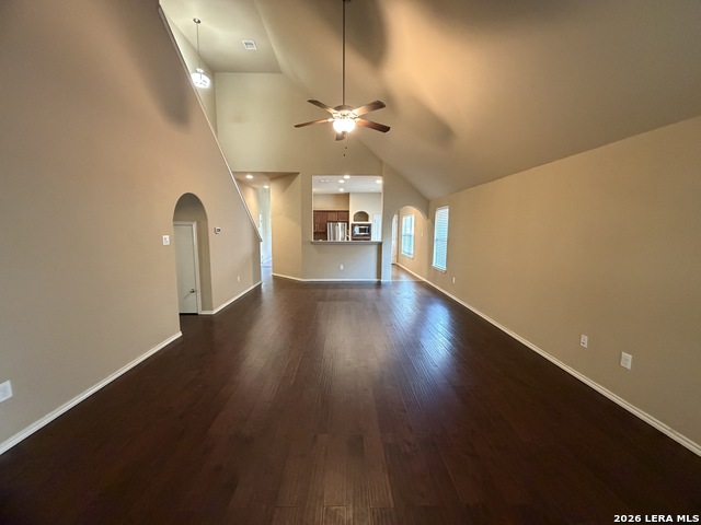 27039 Trinity Bnd Property Photo 7