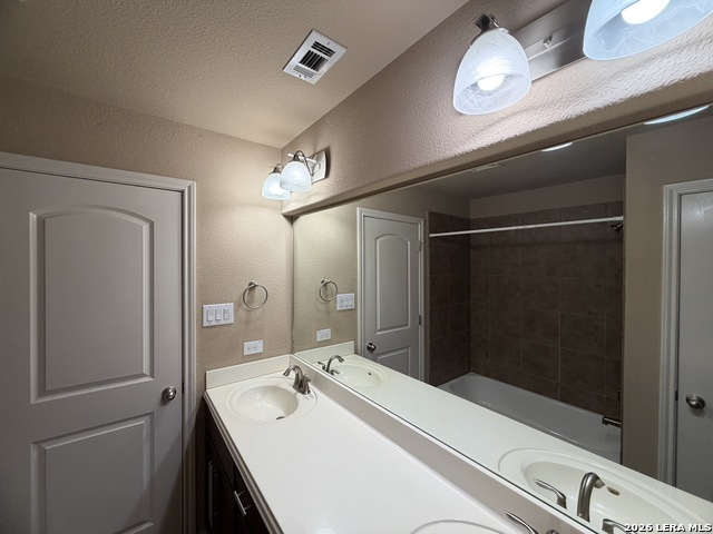 27039 Trinity Bnd Property Photo 14