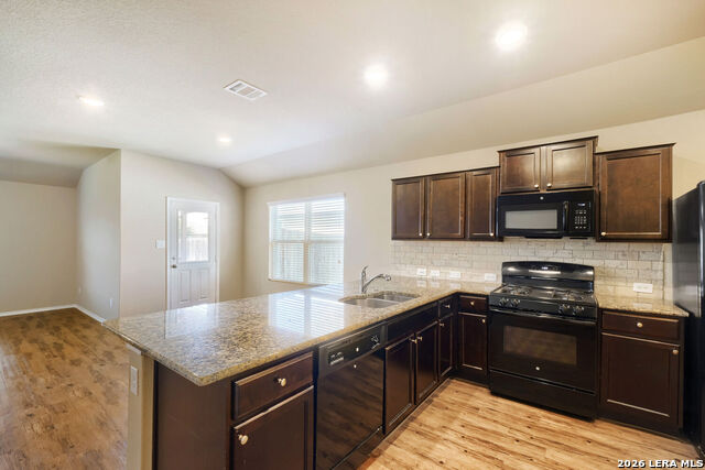 5246 Blue Ivy Property Photo 10