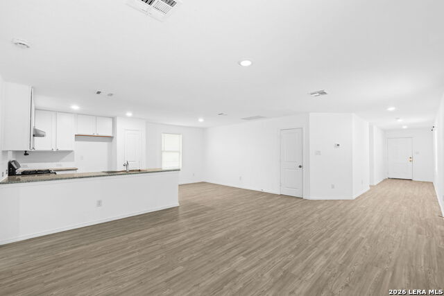 422 De Herrera Property Photo 6