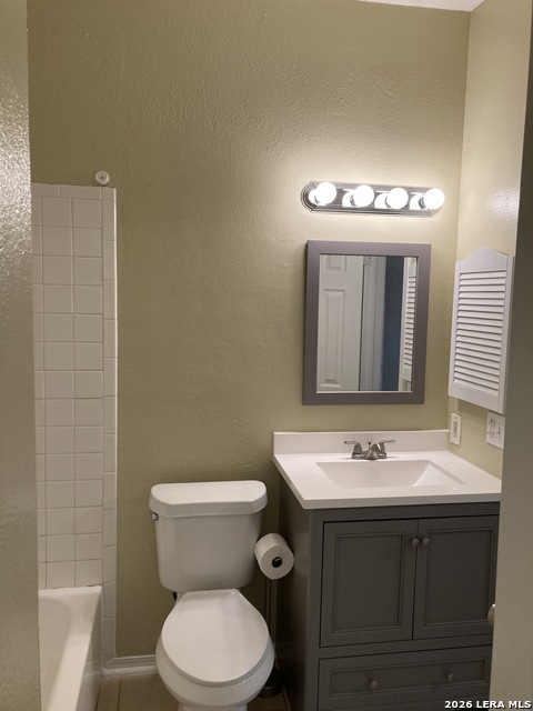 3403 Ridge Country St Property Photo 5