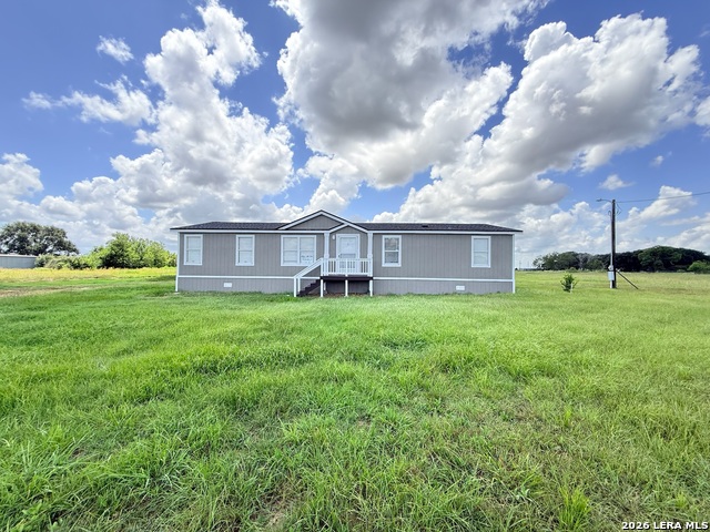 923 Fm 1683 Property Photo 1