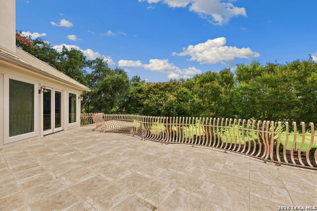 18914 De Enclave Property Photo 36
