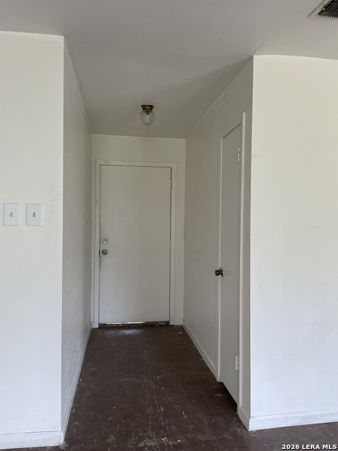 5307 Binz Engleman Rd Property Photo 14