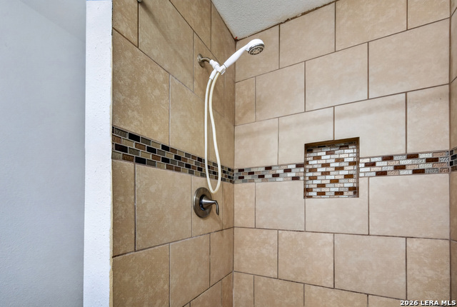 4606 La Marquesa St Property Photo 10