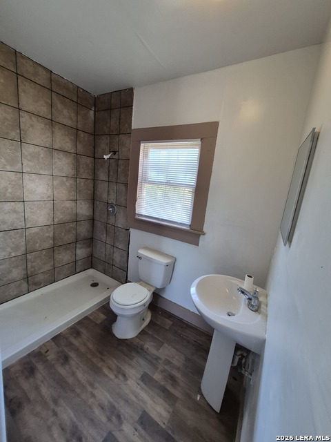 414 Sherman Property Photo 4