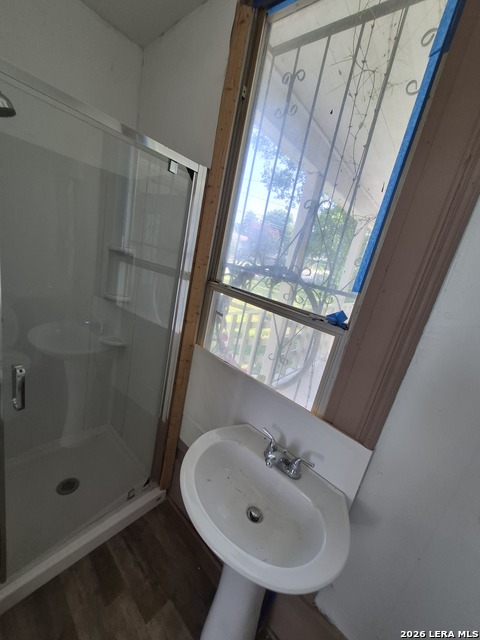 414 Sherman Property Photo 11