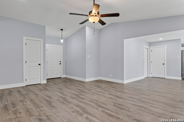 8423 Cactus Crk Property Photo 3