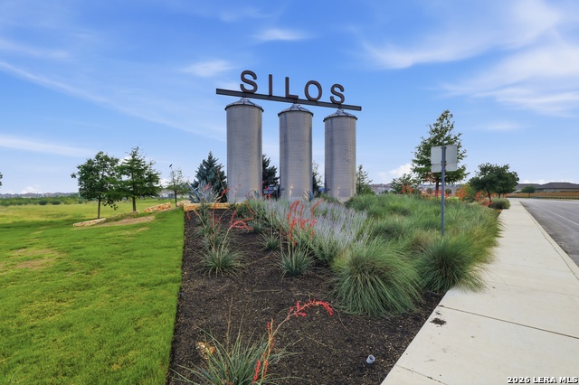 13927 Silos Mdws Property Photo 27