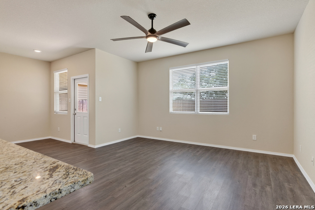 10610 Green Lake Dr Property Photo 4