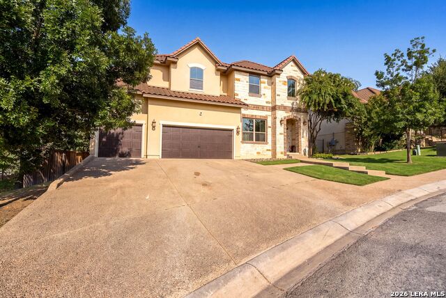 25207 Estancia Cir, Property Photo 2