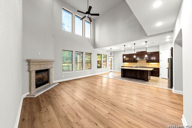 25207 Estancia Cir, Property Photo 10
