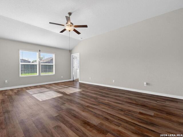6907 Emerald Vly Property Photo 2