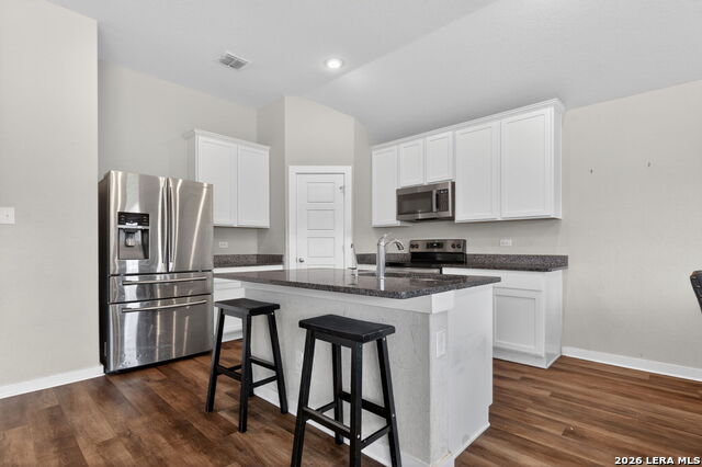 6907 Emerald Vly Property Photo 5
