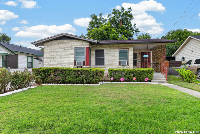 1322 W Malone Property Photo 1